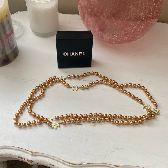 Fashion Inspired Bronze Beaded Necklace - Picture 1 of 4